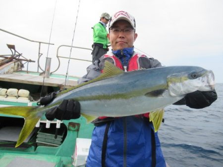 真祐丸 (しんゆうまる) 釣果