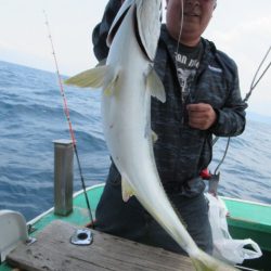 真祐丸 (しんゆうまる) 釣果