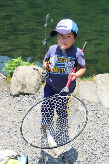 小菅トラウトガーデン 釣果