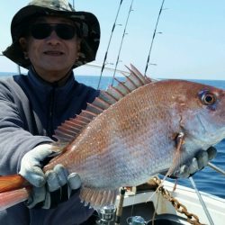 つれ鷹丸 釣果