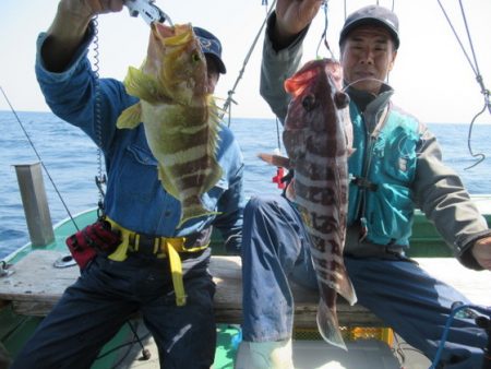 真祐丸 (しんゆうまる) 釣果