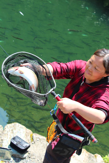 小菅トラウトガーデン 釣果