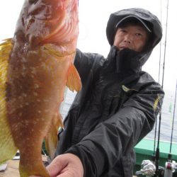 真祐丸 (しんゆうまる) 釣果