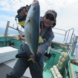 真祐丸 (しんゆうまる) 釣果