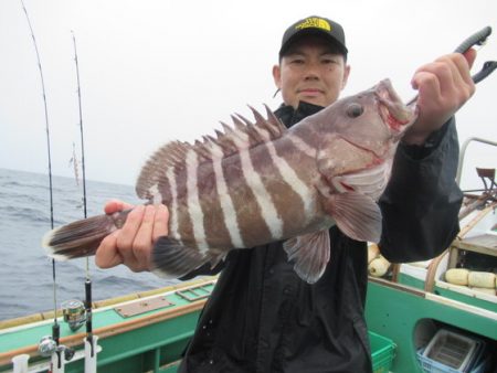 真祐丸 (しんゆうまる) 釣果
