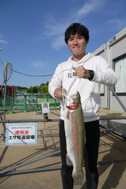 としまえんフィッシングエリア 釣果