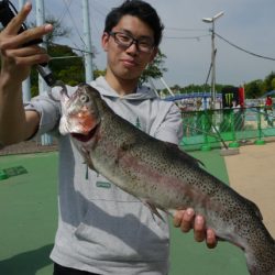 としまえんフィッシングエリア 釣果