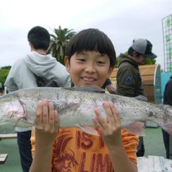 としまえんフィッシングエリア 釣果