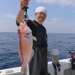 エンペラー 釣果