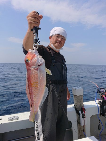 エンペラー 釣果