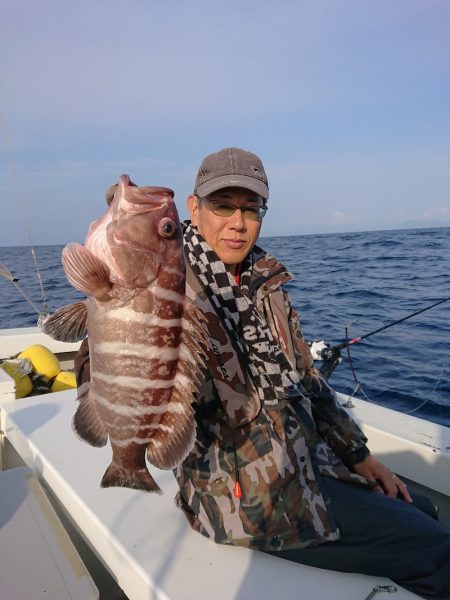 エンペラー 釣果