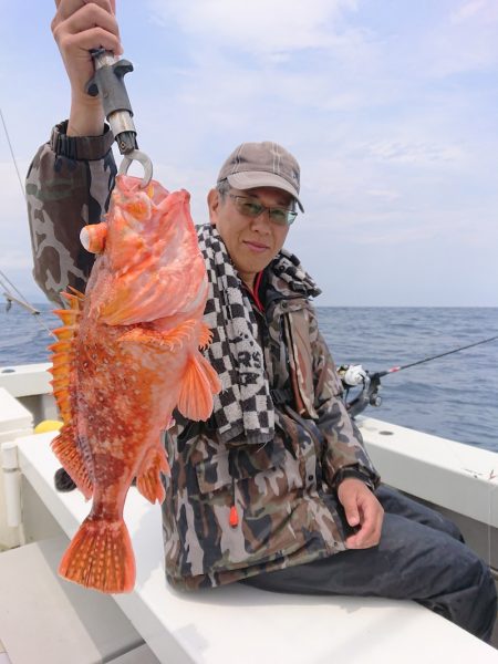 エンペラー 釣果