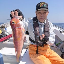 エンペラー 釣果