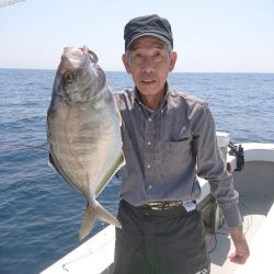 エンペラー 釣果