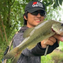 人混み淀川でバス