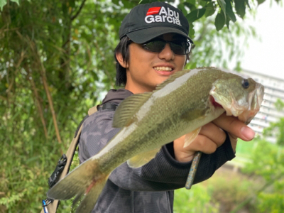 人混み淀川でバス