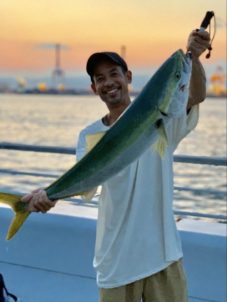 コスモスクエアでブリ