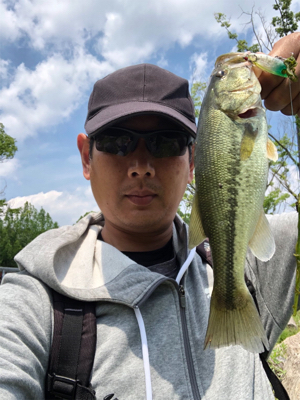 小バス釣りに行ってきました。