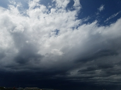 キス釣り ~急な雷雨~
