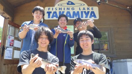 フィッシングレイクたかみや 釣果