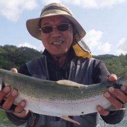 フィッシングレイクたかみや 釣果