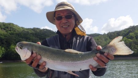 フィッシングレイクたかみや 釣果