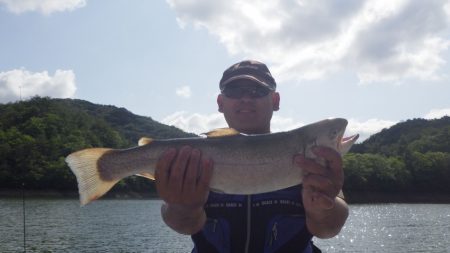 フィッシングレイクたかみや 釣果