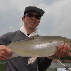 フィッシングレイクたかみや 釣果