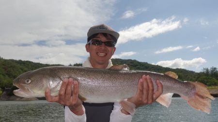 フィッシングレイクたかみや 釣果