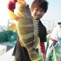 真祐丸 (しんゆうまる) 釣果