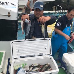 丸万釣船 釣果