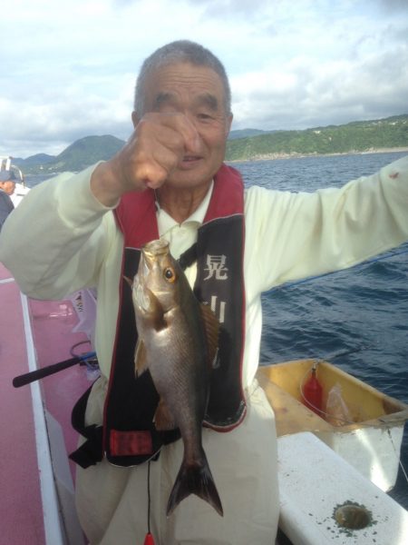 晃山丸 釣果