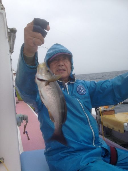 晃山丸 釣果