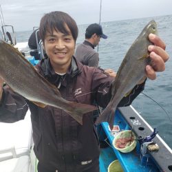 丸万釣船 釣果