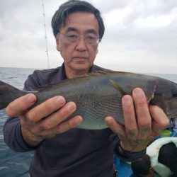 丸万釣船 釣果