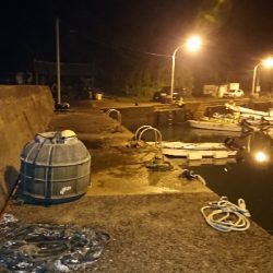 人気のない漁港