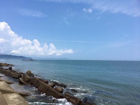 梅雨明けの晴天でキスを求めて