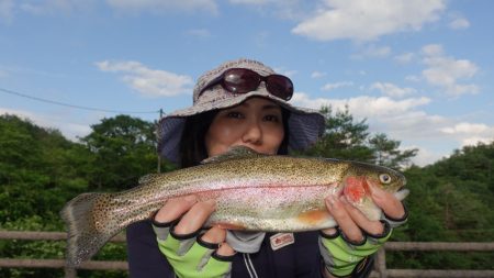 フィッシングレイクたかみや 釣果