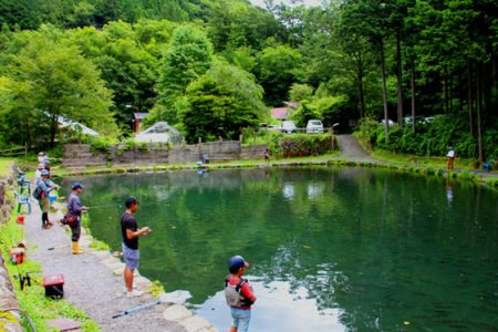 小菅トラウトガーデン 釣果