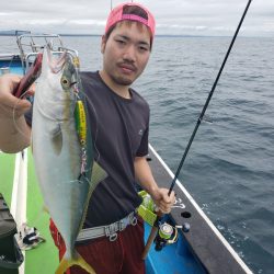 丸万釣船 釣果