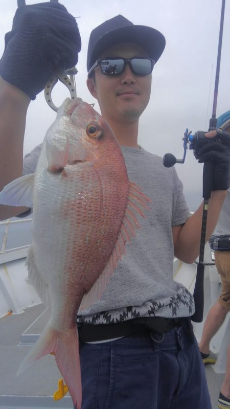 遊漁船 新鋭丸 釣果