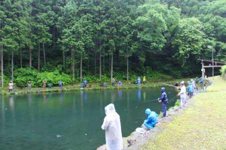 小菅トラウトガーデン 釣果