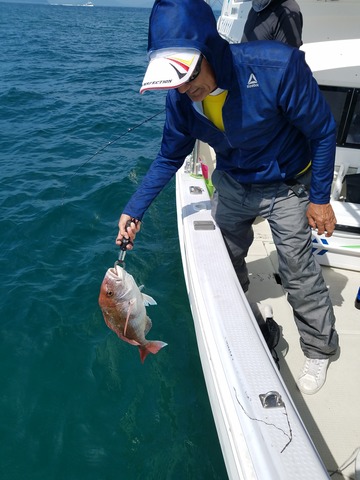 遊漁船 ニライカナイ 釣果
