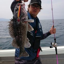 鷹王丸 釣果