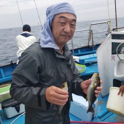 丸万釣船 釣果