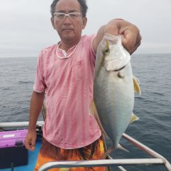 丸万釣船 釣果
