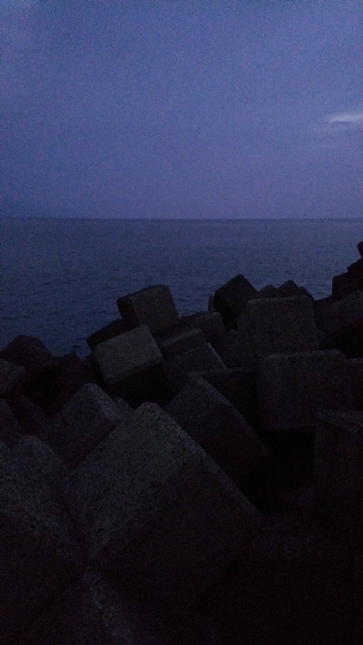 松前テトラ穴釣りでカサゴ25センチ