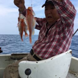 知り合いの方の船に便乗、タイラバ釣行