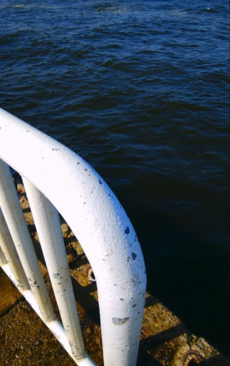 出勤前にツバッシング