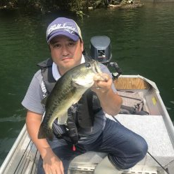 目標昼までに二桁釣るぞ